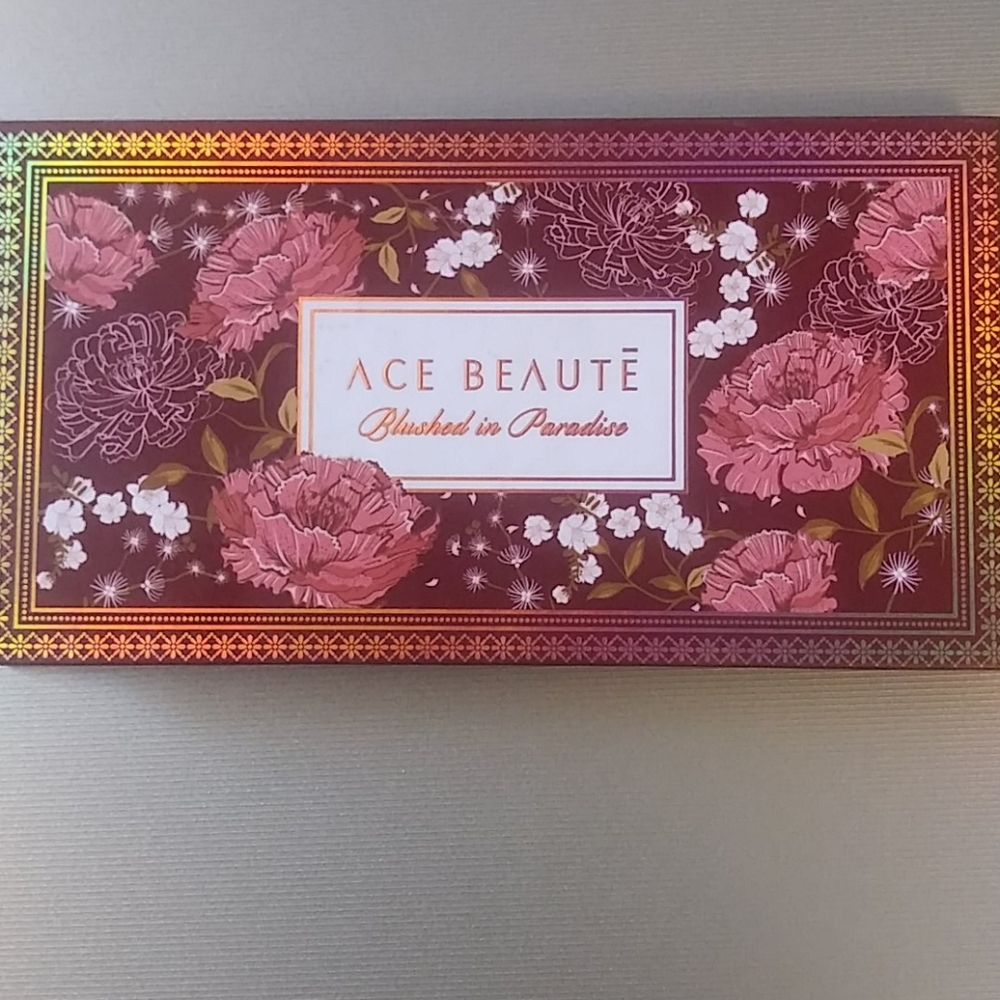 Blush pallet